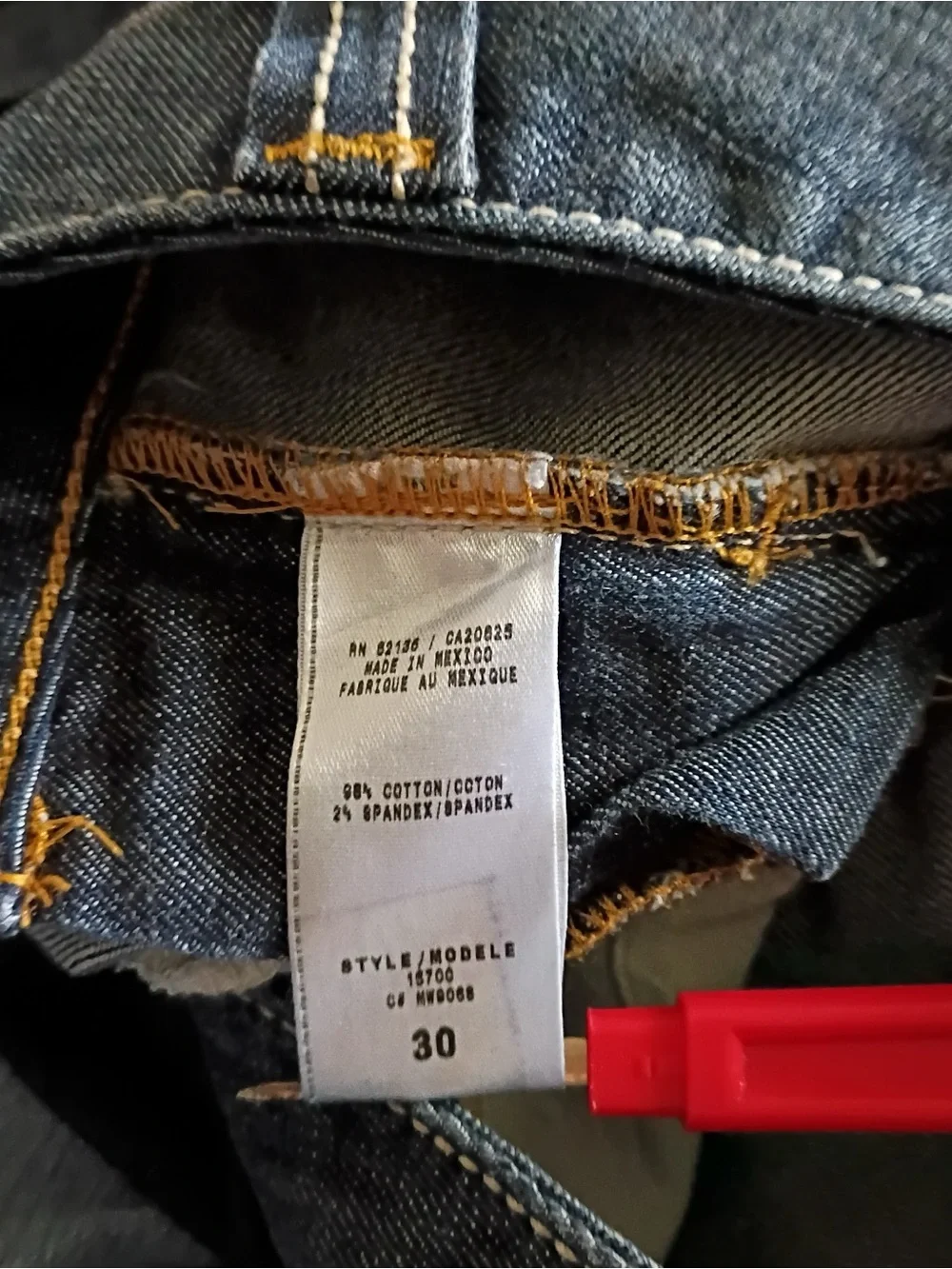 Guess Jeans Daredevil Boot Cut Y2K dark wash distressed jeans. Size 30.